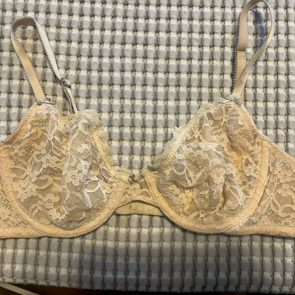 Aerie Lace Bra in Cream